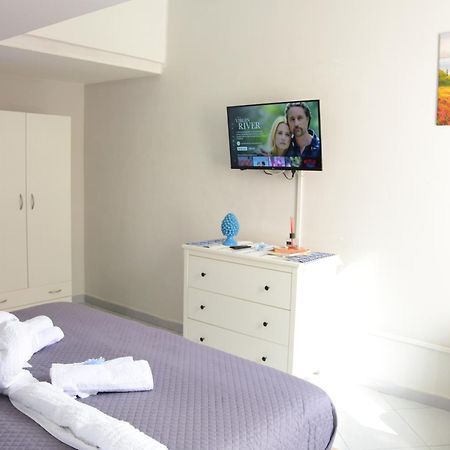 Apartament Scugnizzella Holiday House Neapol Zewnętrze zdjęcie