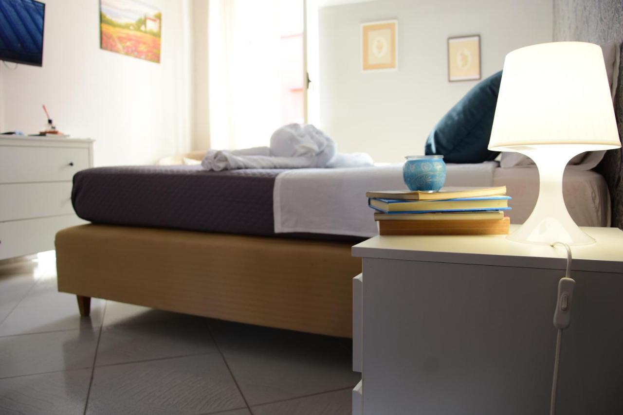 Apartament Scugnizzella Holiday House Neapol Zewnętrze zdjęcie