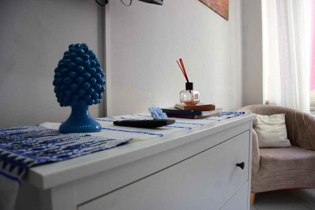Apartament Scugnizzella Holiday House Neapol Zewnętrze zdjęcie