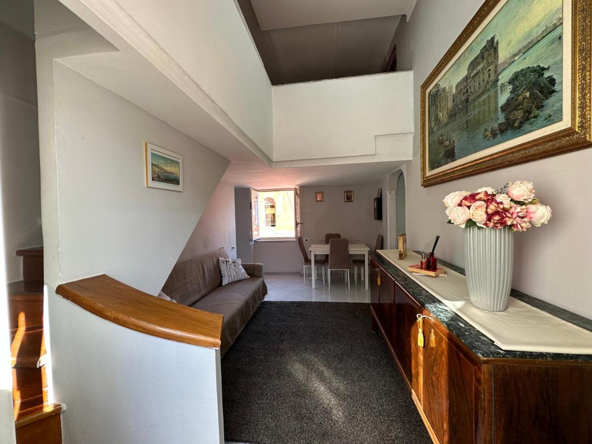 Apartament Scugnizzella Holiday House Neapol Zewnętrze zdjęcie