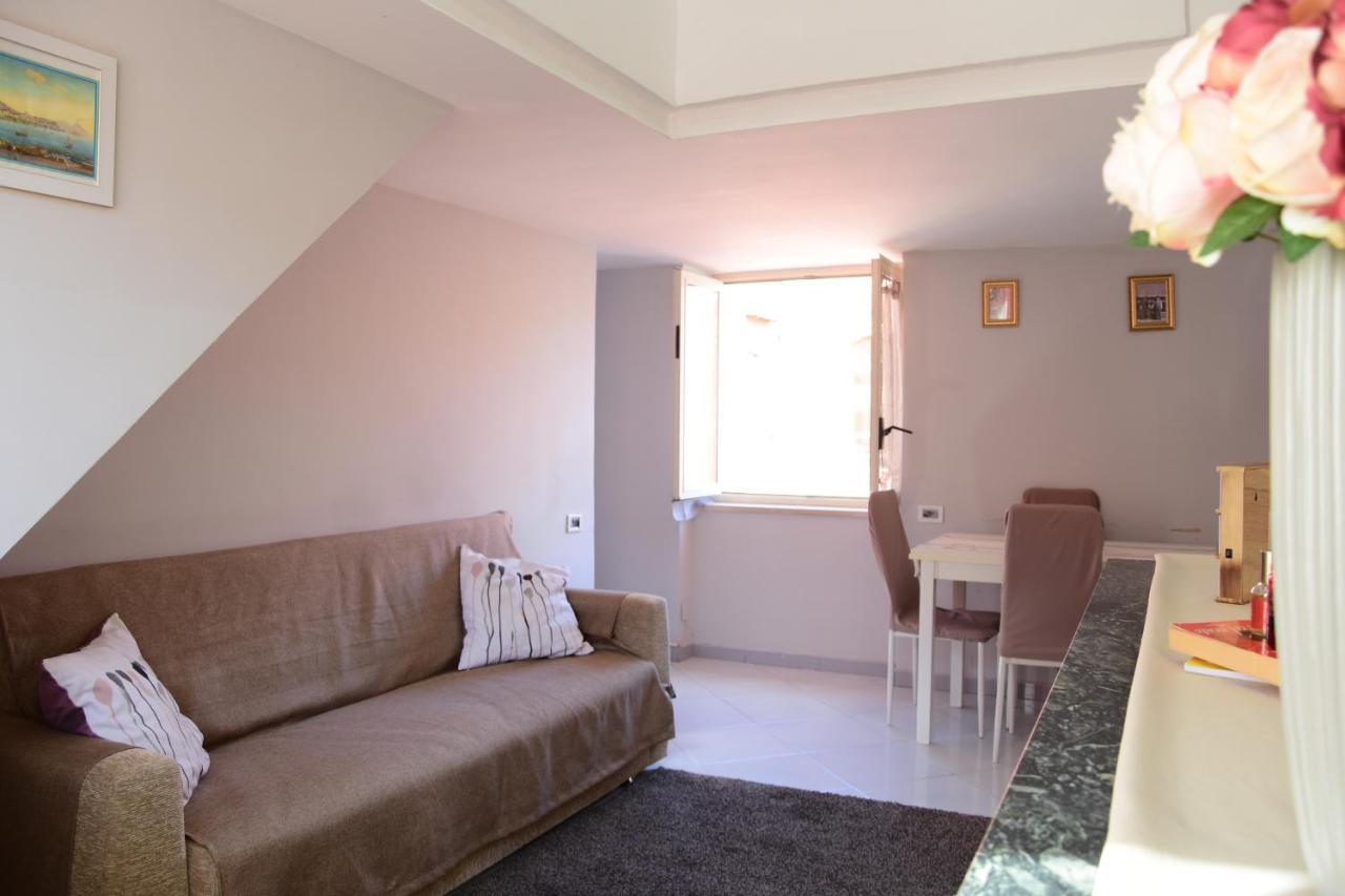 Apartament Scugnizzella Holiday House Neapol Zewnętrze zdjęcie